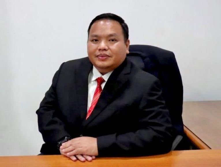 Dr. Handi Risza
