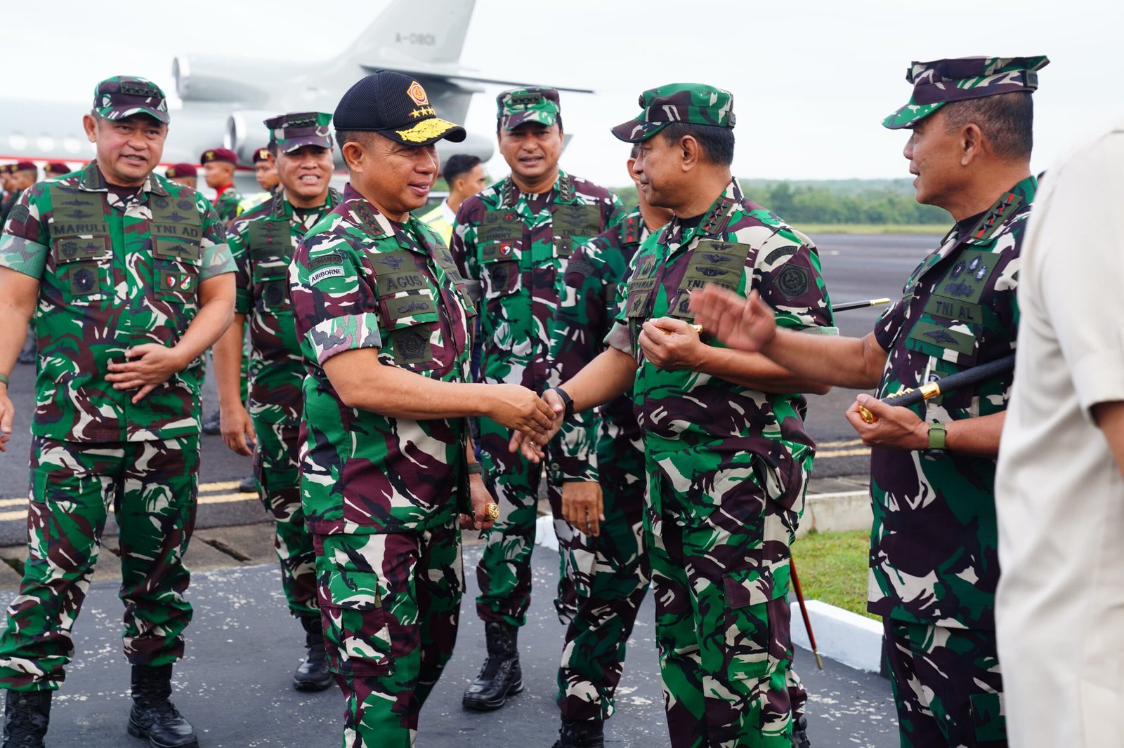 Panglima TNI Dampingi Menhan RI Tinjau Latihan Puncak Super Garuda Shield di Baturaja